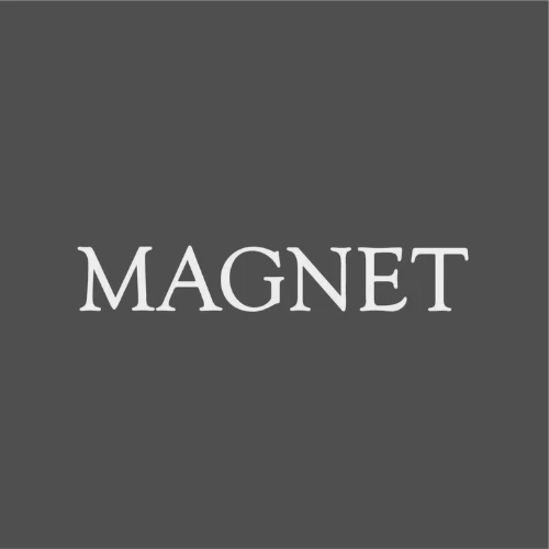 Magnet advertising greyscale logo.